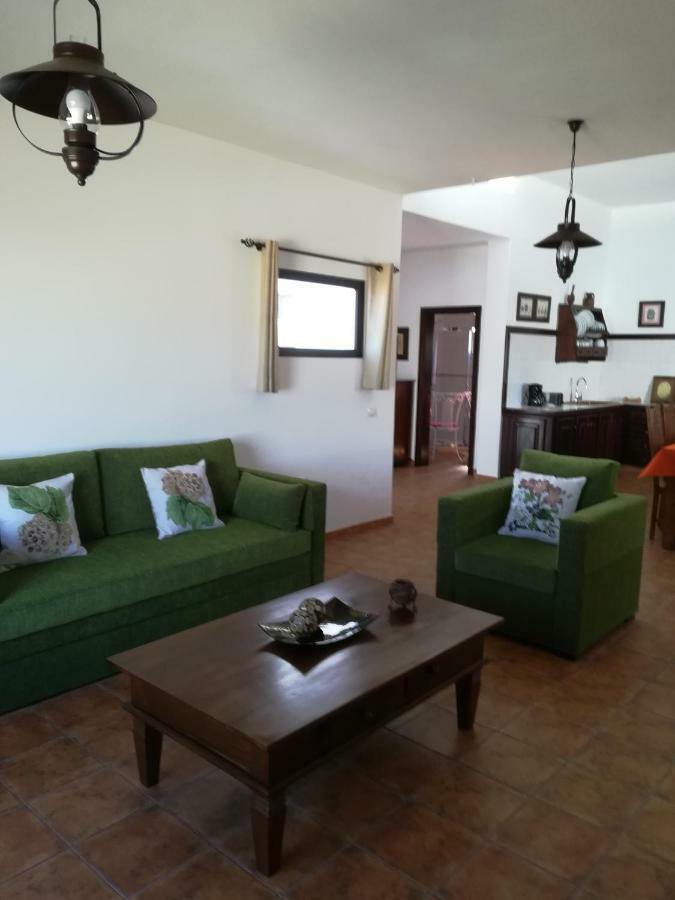 Vivienda Vacacional La Canada Тинахо Экстерьер фото